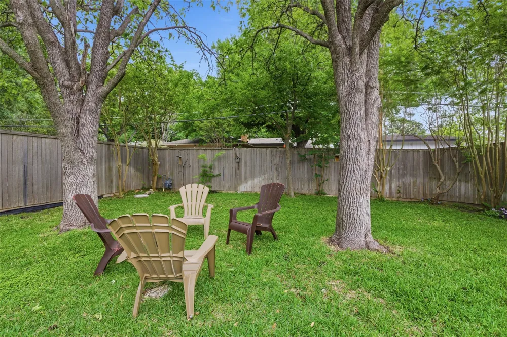12316 Coolmeadow Lane Dallas, TX 75218