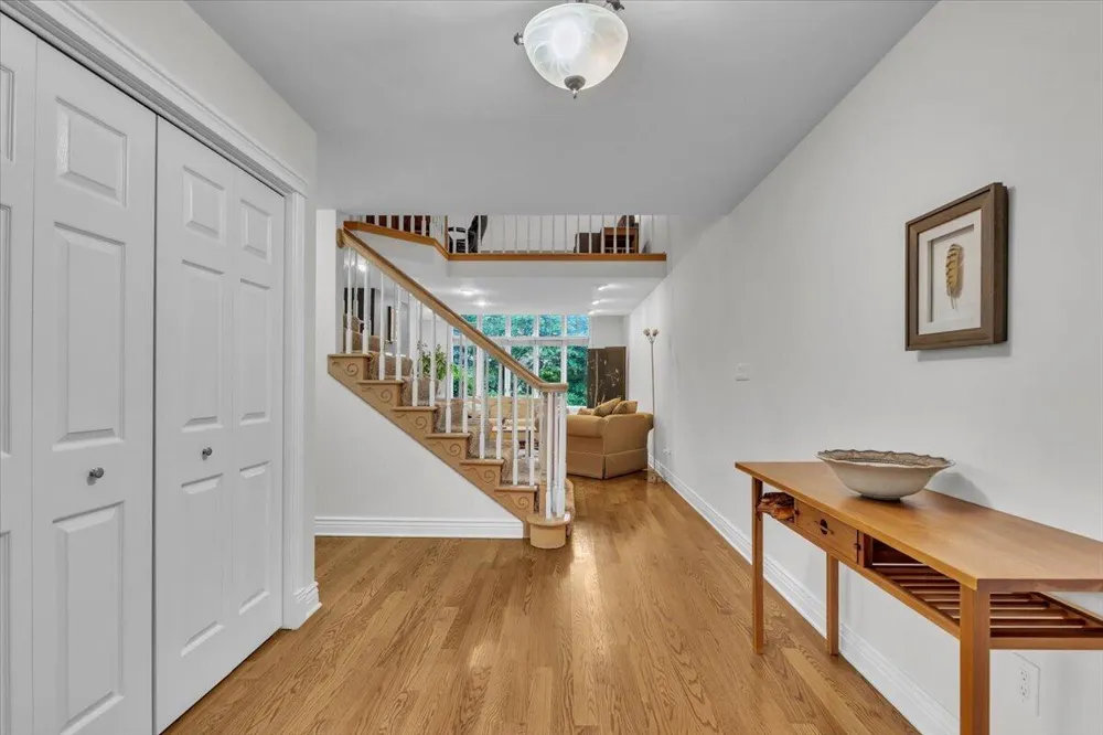 1004 Muirfield Court Schererville, IN 46375