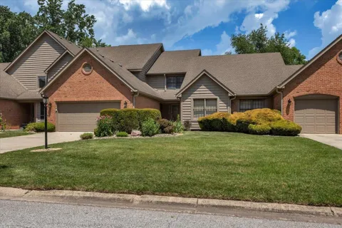 1004 Muirfield Court