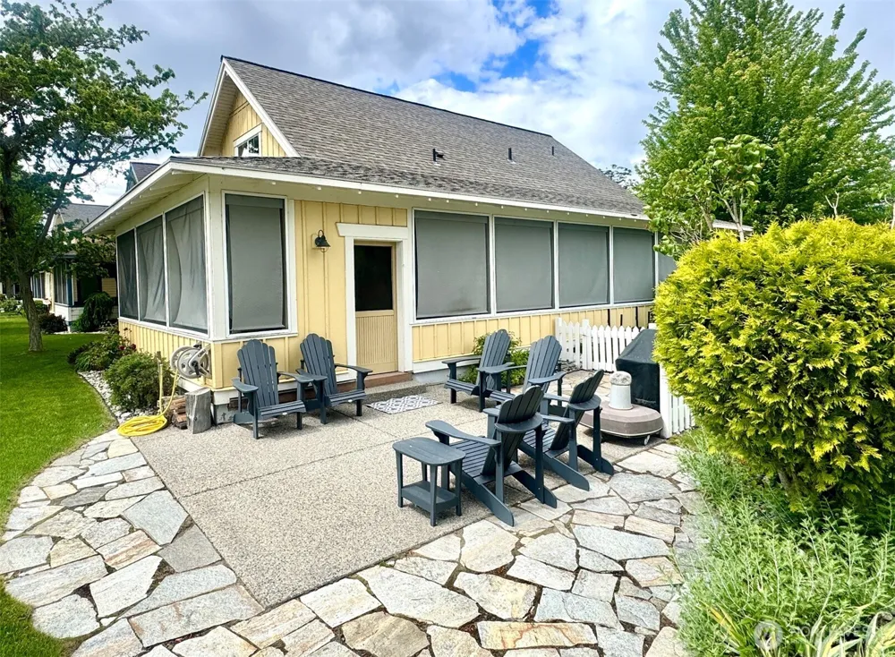 125 Malarkey Lane Oroville, WA 98844