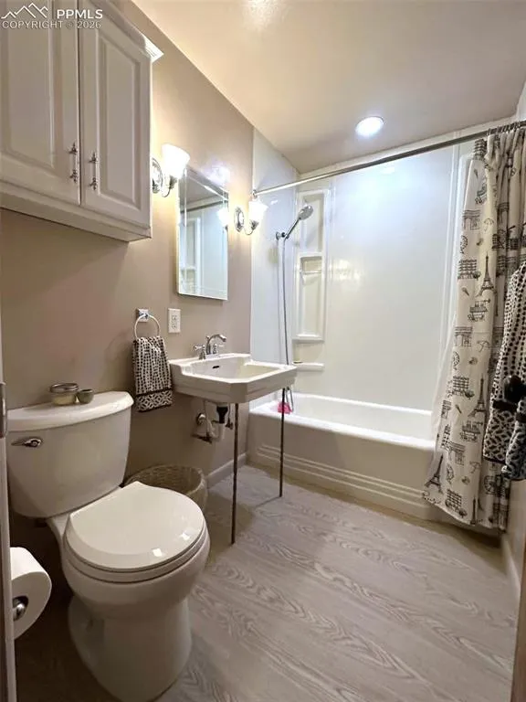 1102 Iowa Avenue Colorado Springs, CO 80909