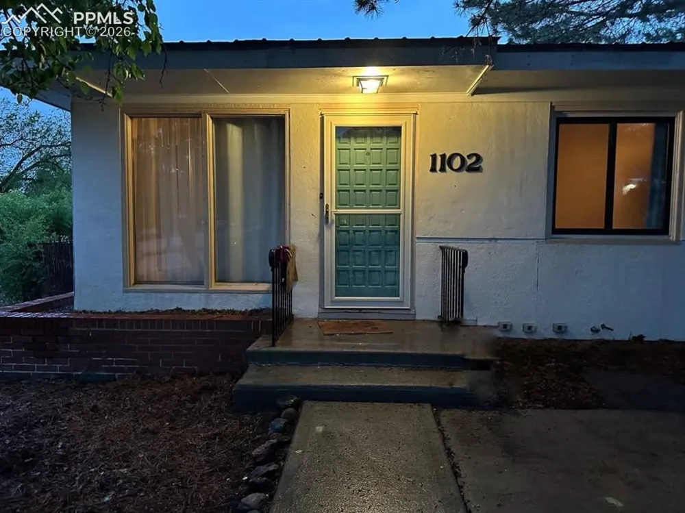 1102 Iowa Avenue Colorado Springs, CO 80909