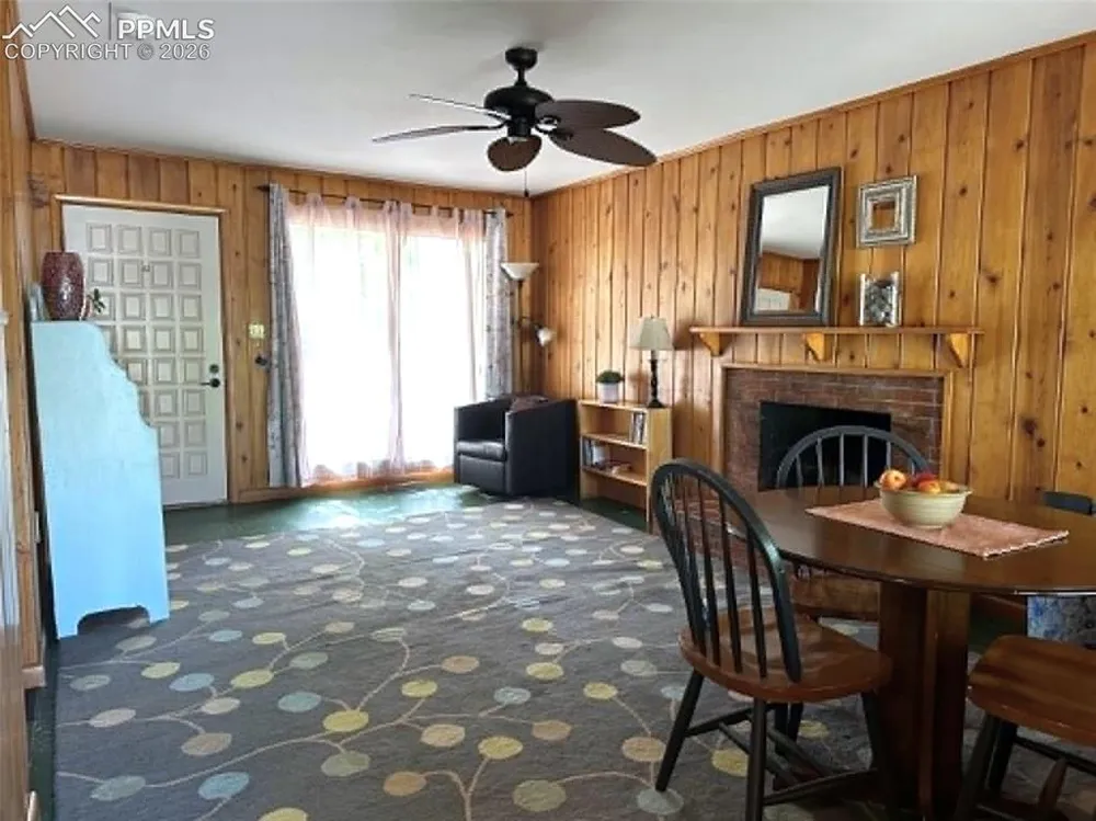 1102 Iowa Avenue Colorado Springs, CO 80909