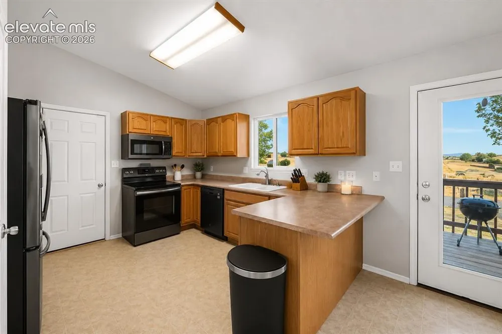 1042 S Honeysuckle Drive Pueblo West, CO 81007