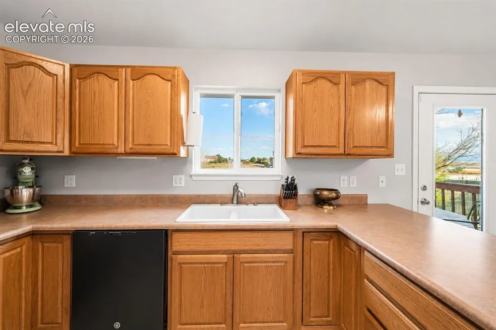 1042 S Honeysuckle Drive Pueblo West, CO 81007