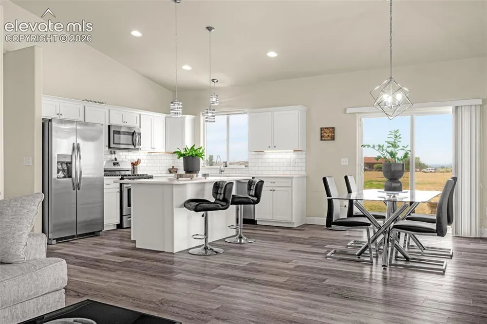 1696 E Silverwood Drive Pueblo, CO 81007
