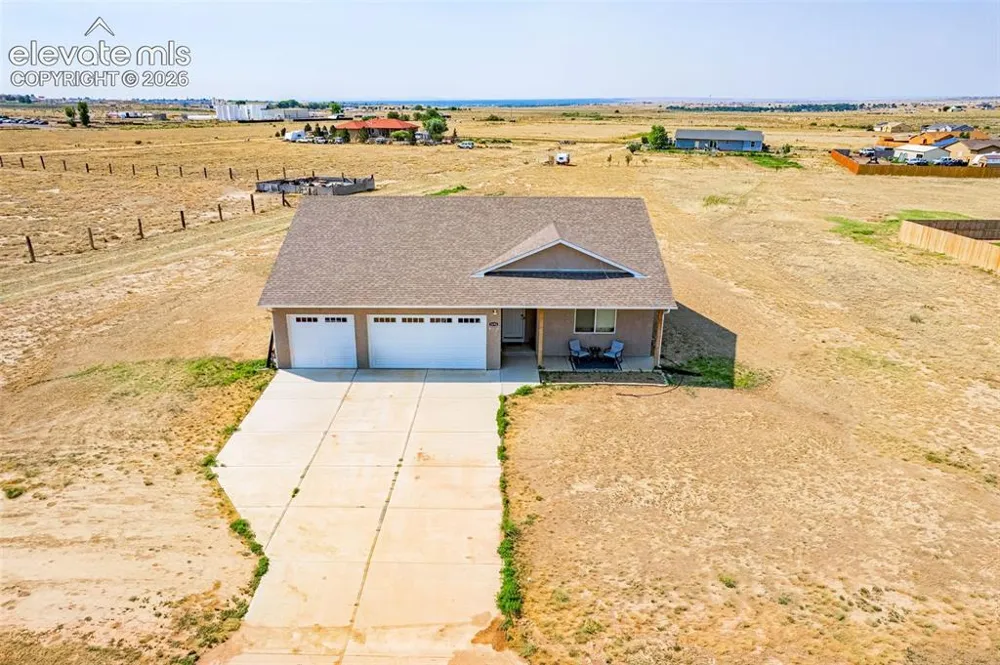 1696 E Silverwood Drive Pueblo, CO 81007