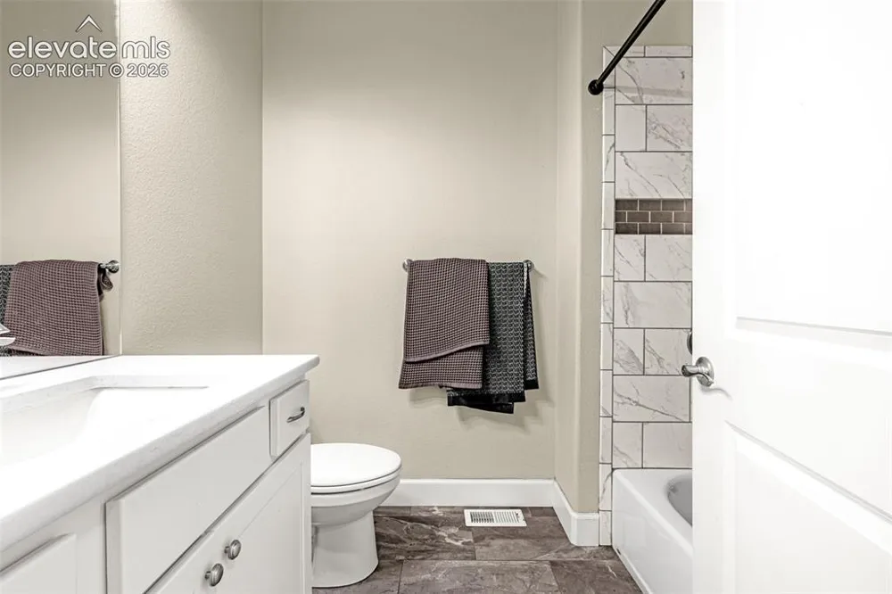 1696 E Silverwood Drive Pueblo, CO 81007