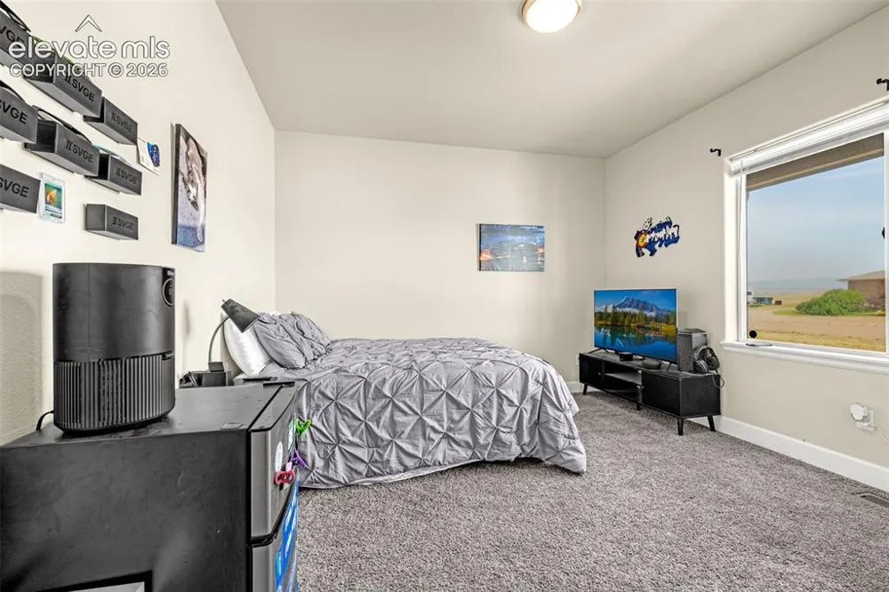 1696 E Silverwood Drive Pueblo, CO 81007