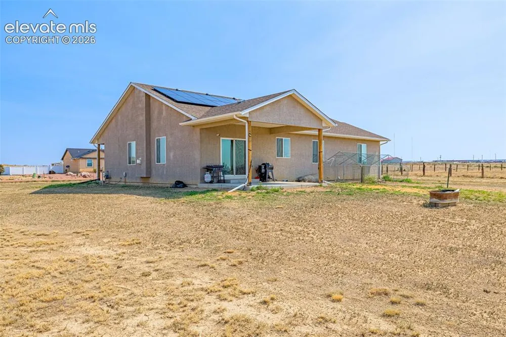 1696 E Silverwood Drive Pueblo, CO 81007