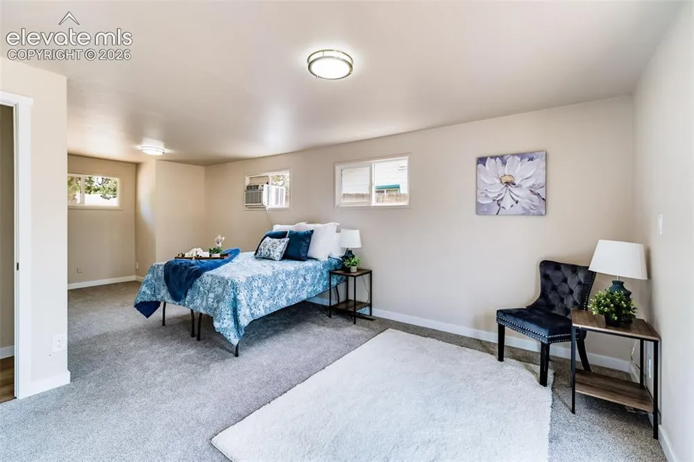 2518 Meadowlark Lane Colorado Springs, CO 80909