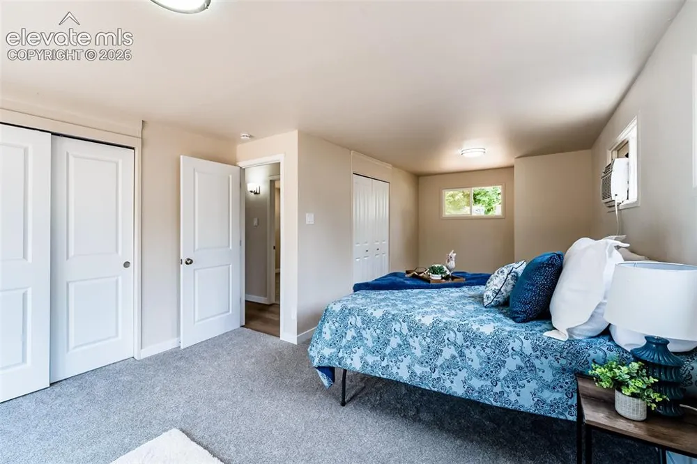 2518 Meadowlark Lane Colorado Springs, CO 80909