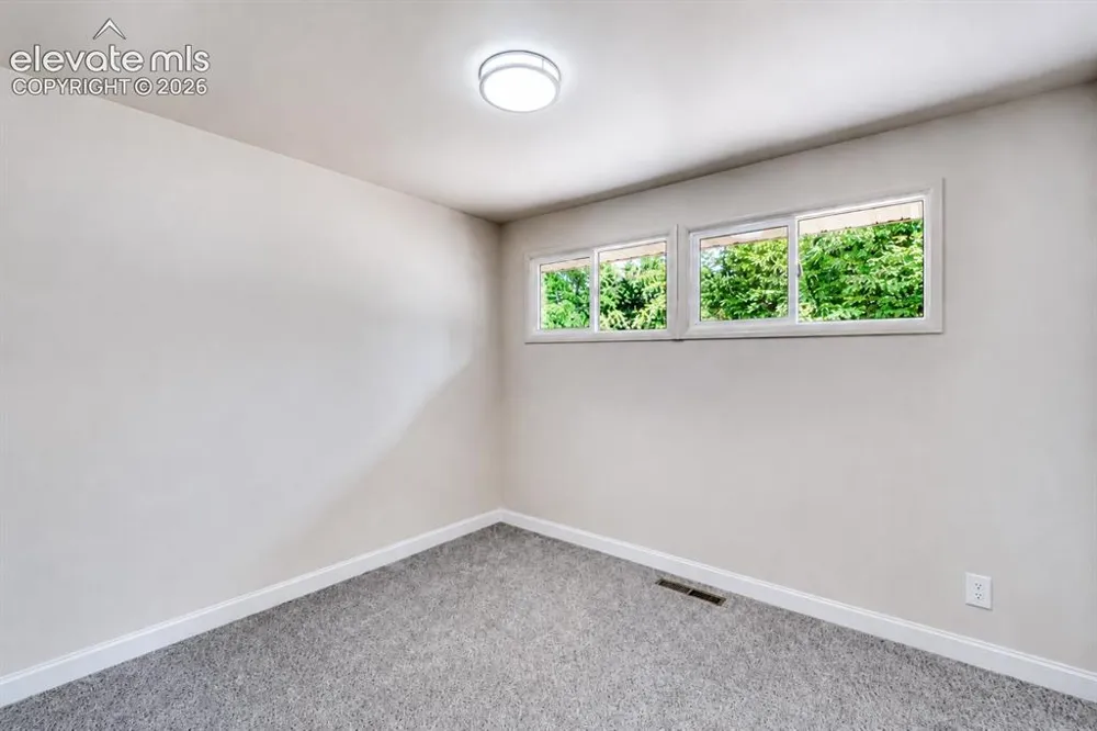 2518 Meadowlark Lane Colorado Springs, CO 80909