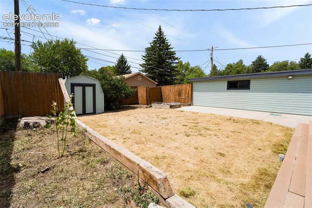 2518 Meadowlark Lane Colorado Springs, CO 80909