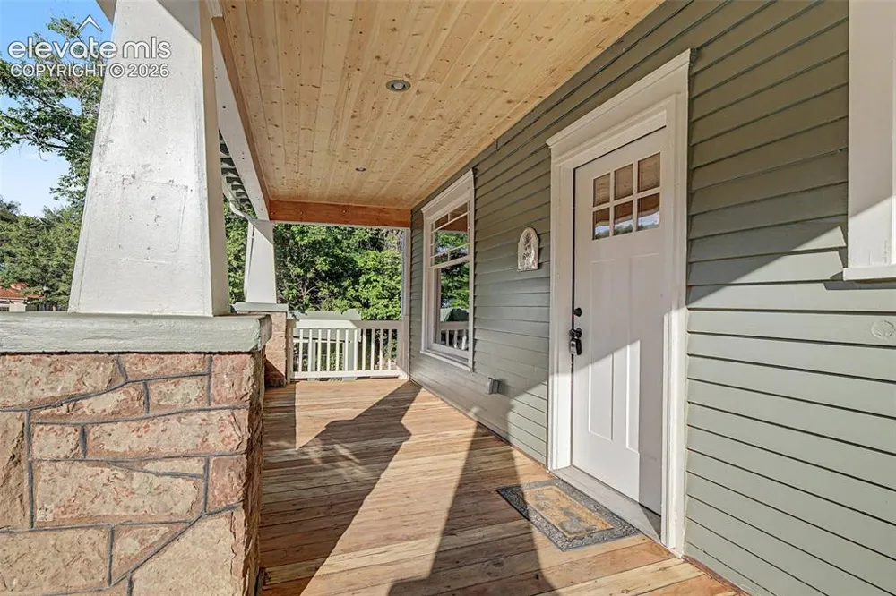 623 Manitou Avenue Manitou Springs, CO 80829
