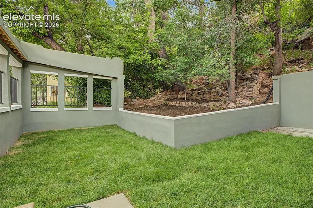 623 Manitou Avenue Manitou Springs, CO 80829