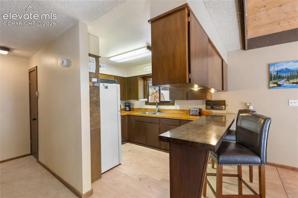 10311 El Paso Avenue Green Mountain Falls, CO 80819
