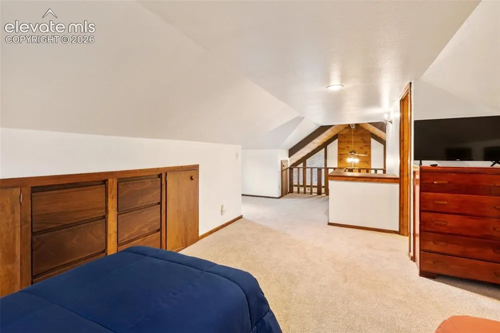 10311 El Paso Avenue Green Mountain Falls, CO 80819