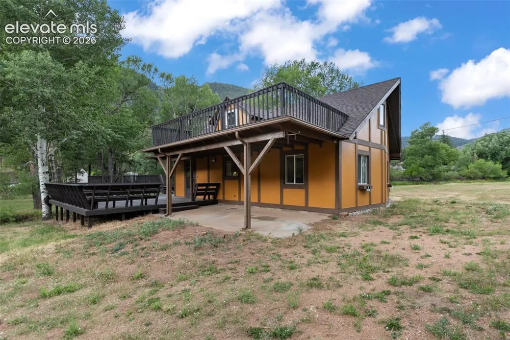 10311 El Paso Avenue Green Mountain Falls, CO 80819