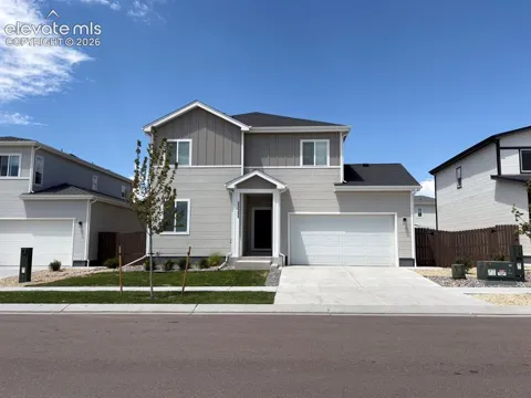 22325 Cattlemen Run