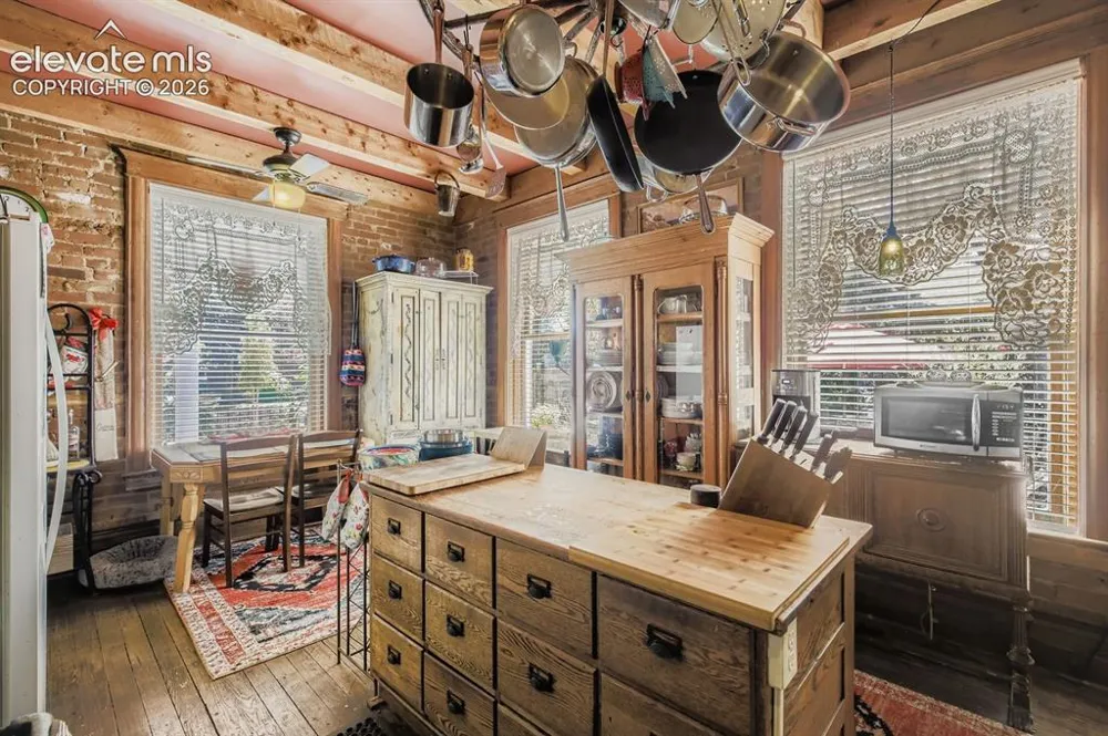 1305 W 3rd Street Florence, CO 81226