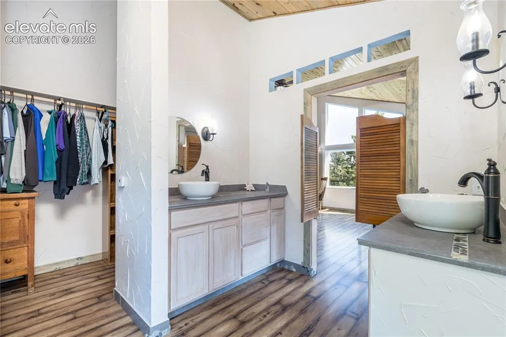 2493 County Road 782 Woodland Park, CO 80863