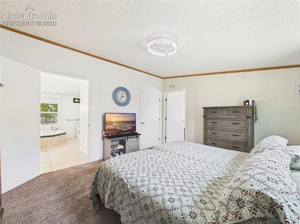 1047 S Saddlerock Drive Pueblo West, CO 81007