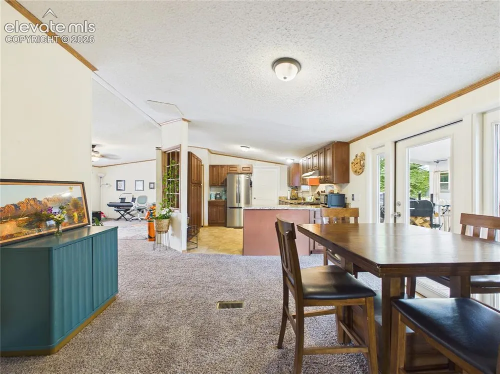 1047 S Saddlerock Drive Pueblo West, CO 81007