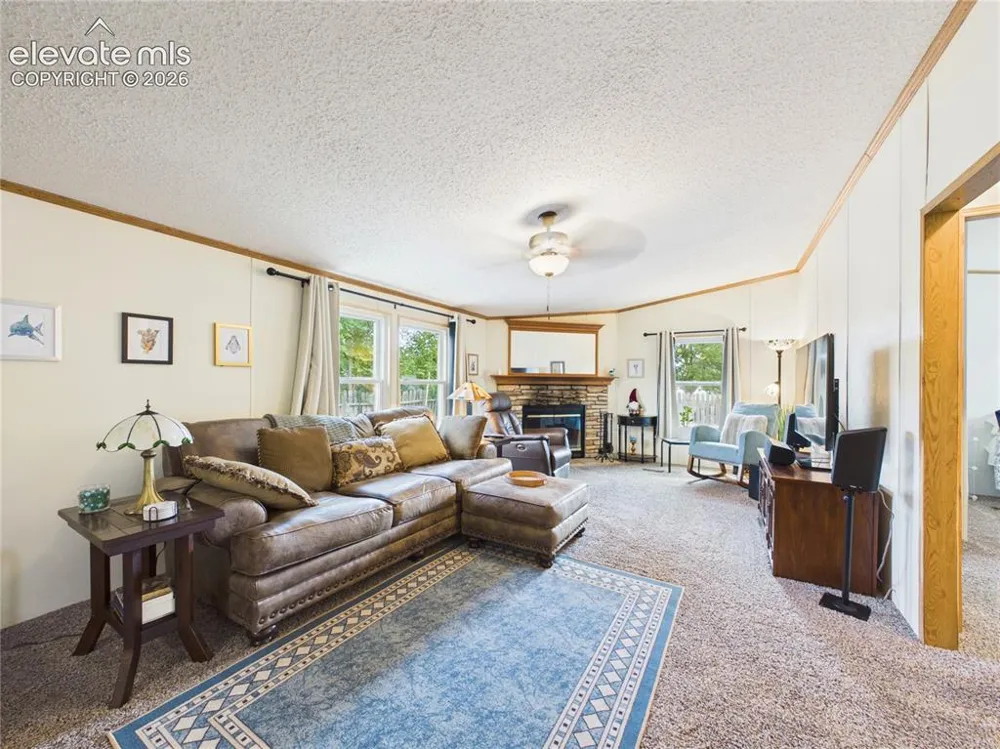 1047 S Saddlerock Drive Pueblo West, CO 81007