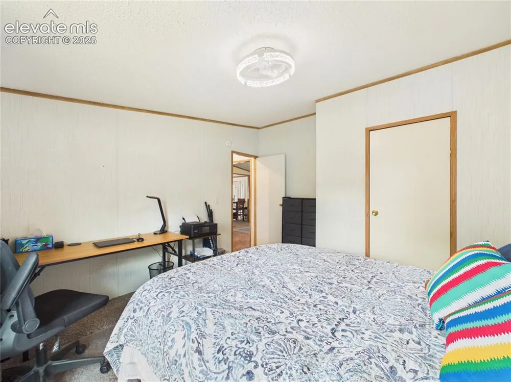 1047 S Saddlerock Drive Pueblo West, CO 81007
