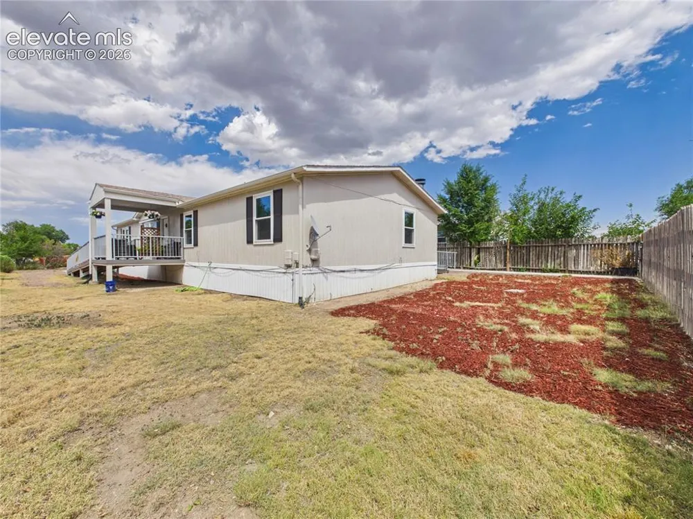 1047 S Saddlerock Drive Pueblo West, CO 81007