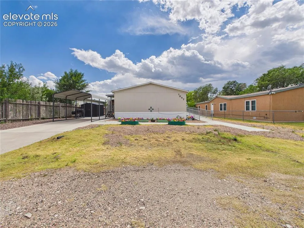 1047 S Saddlerock Drive Pueblo West, CO 81007