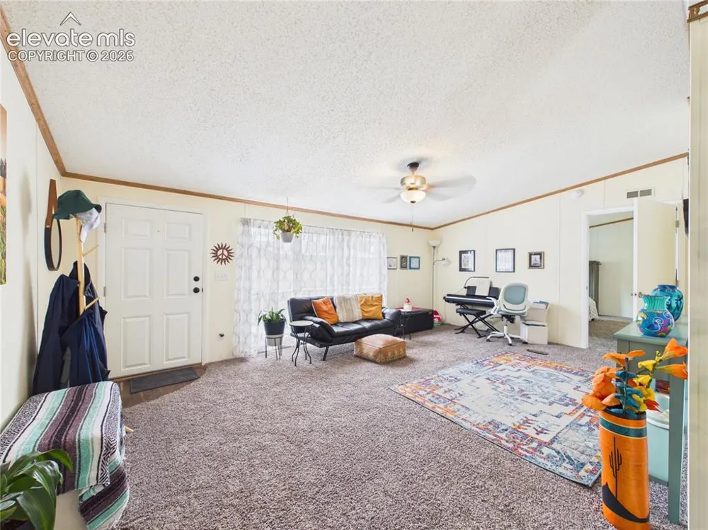 1047 S Saddlerock Drive Pueblo West, CO 81007
