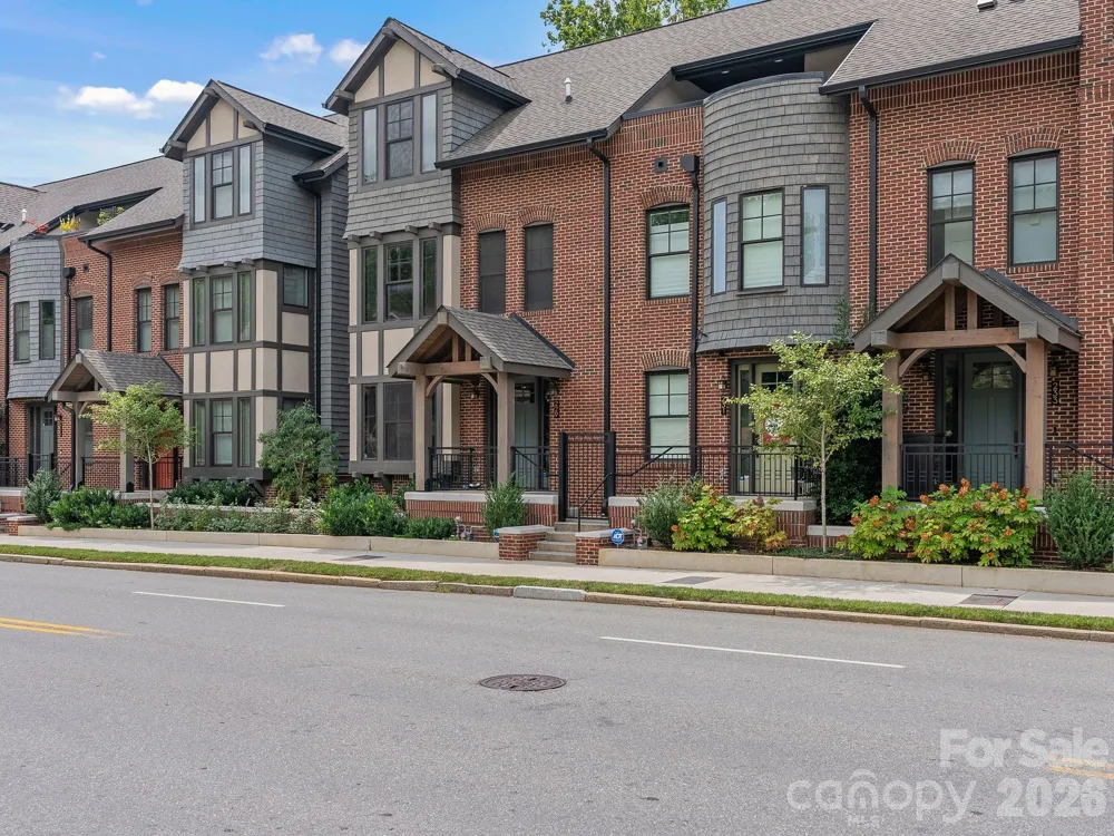 229 Broadway Street Asheville, NC 28801