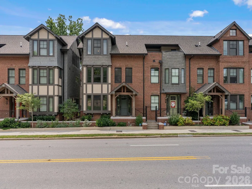229 Broadway Street Asheville, NC 28801