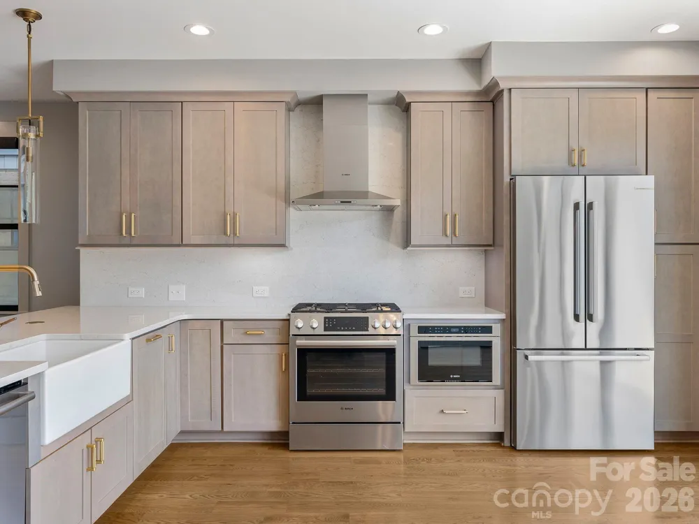 229 Broadway Street Asheville, NC 28801
