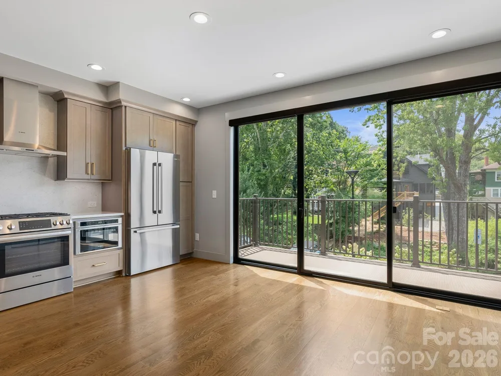 229 Broadway Street Asheville, NC 28801