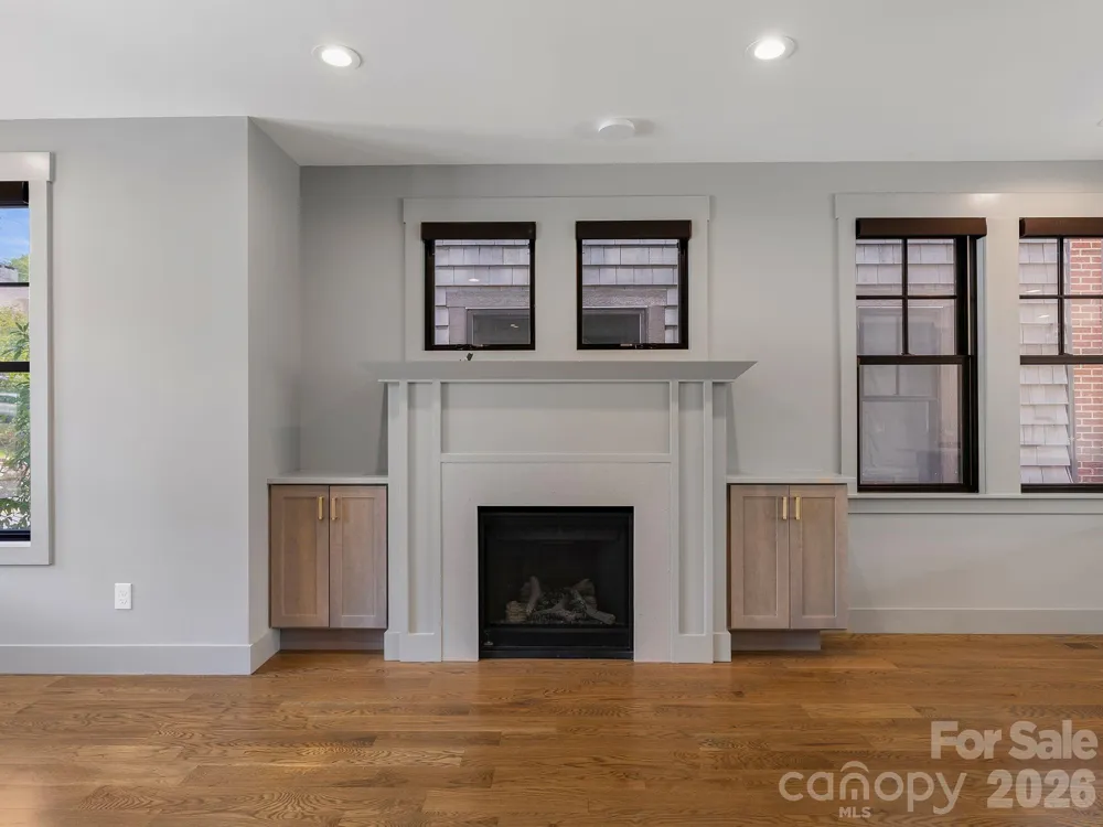 229 Broadway Street Asheville, NC 28801