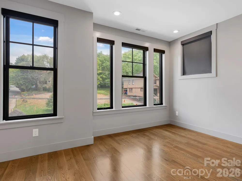 229 Broadway Street Asheville, NC 28801