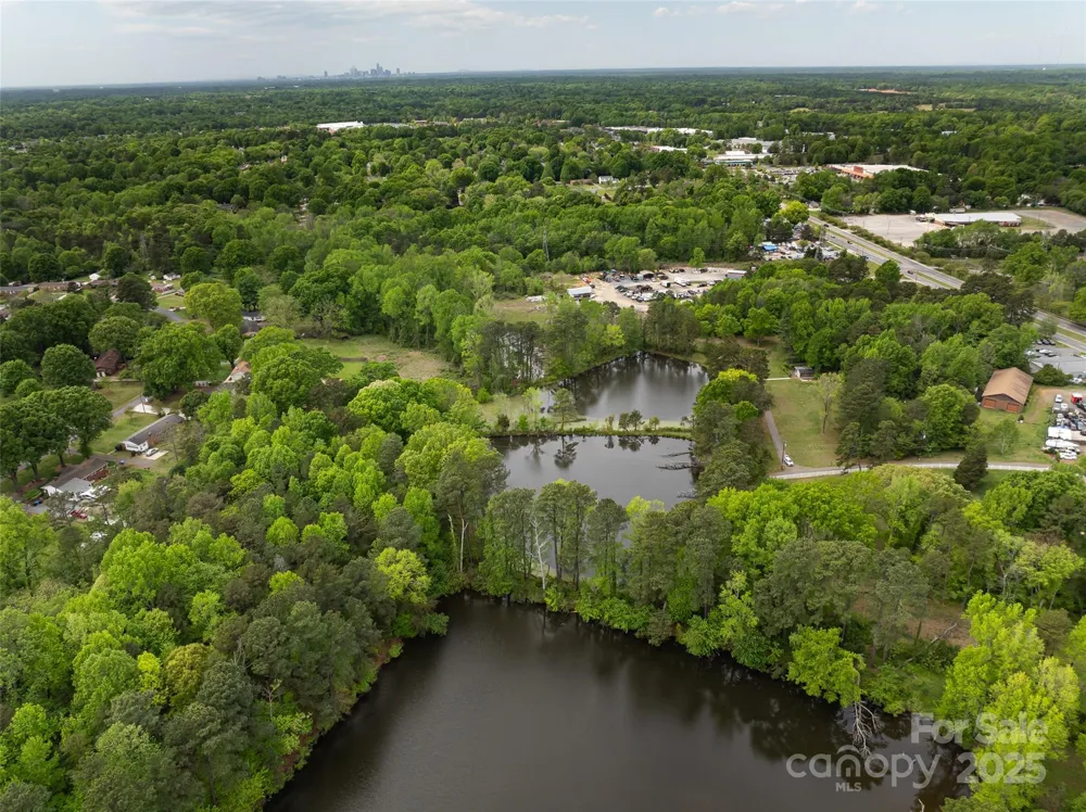 9836 Albemarle Road Charlotte, NC 28227