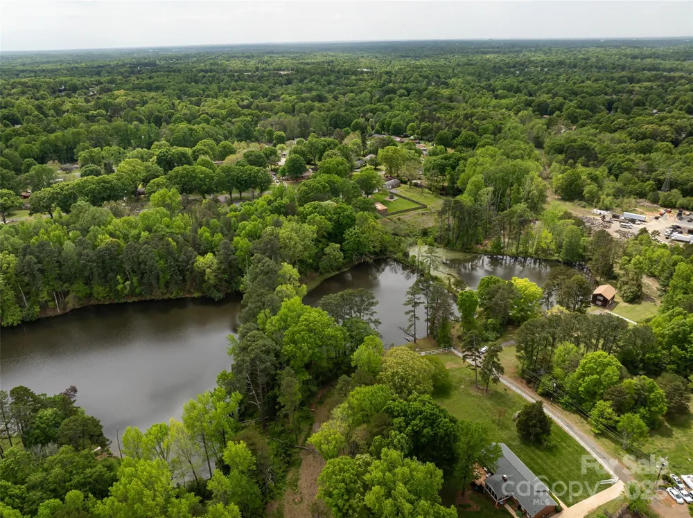 9836 Albemarle Road Charlotte, NC 28227