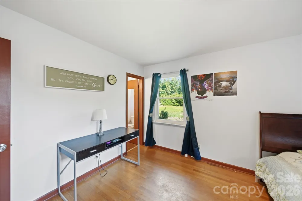 323 Meadowbrook Drive Matthews, NC 28104