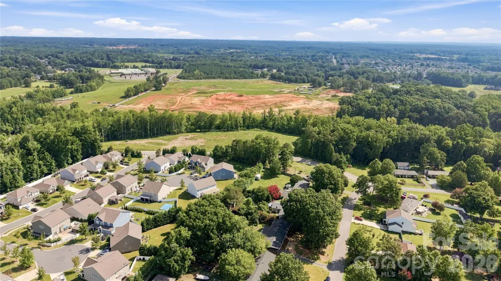 323 Meadowbrook Drive Matthews, NC 28104