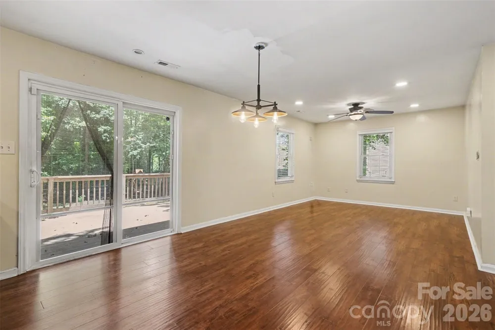 4436 Tilley Morris Road Matthews, NC 28105