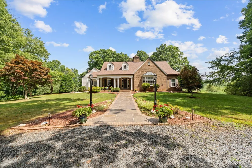 881 Handy Road Denton, NC 27239