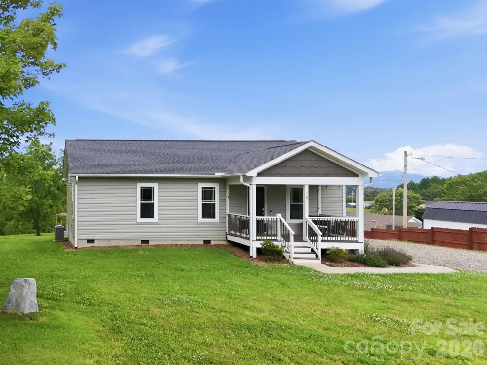 1781 Bear Creek Road Leicester, NC 28748