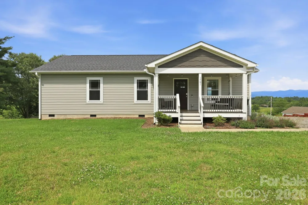 1781 Bear Creek Road Leicester, NC 28748