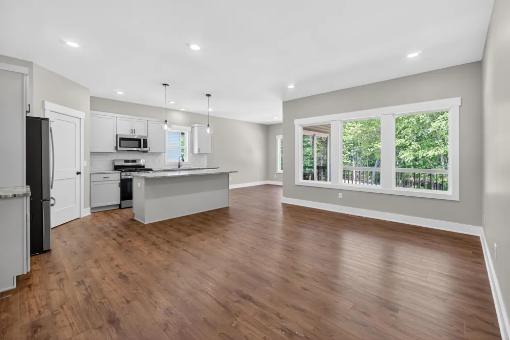 17428 Ridge Avenue Spring Lake, MI 49456