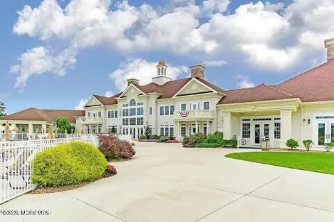 16 Deal Lane Waretown, NJ 08758