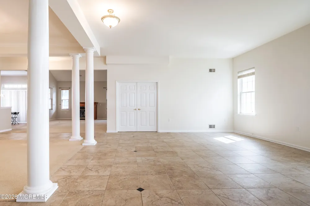 16 Deal Lane Waretown, NJ 08758